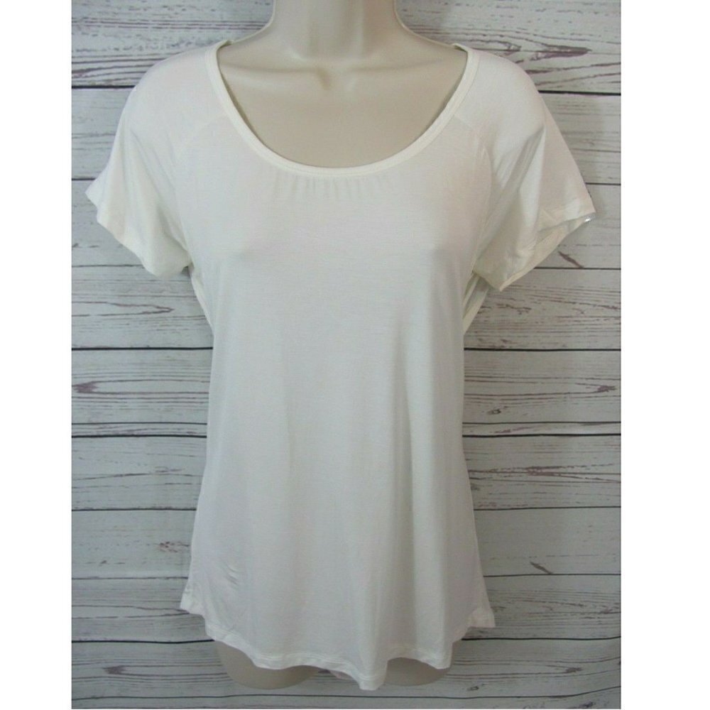The Free Yoga Womens Top Size L White Short Sleeves Workout Casual Open Back NWT